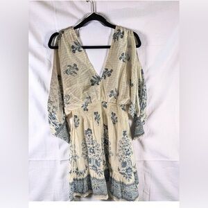 -Love Stitch One Of A Kind BOHO -Style Dress Size Small Cream and Blue